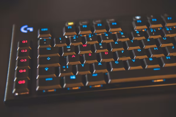 Logitech G915 Lightspeed