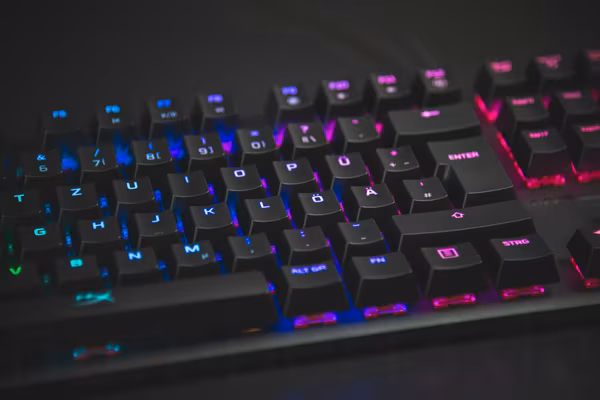 HyperX: Alloy Origins Core   Keyboard (TKL HX-KB7RDX) im Test